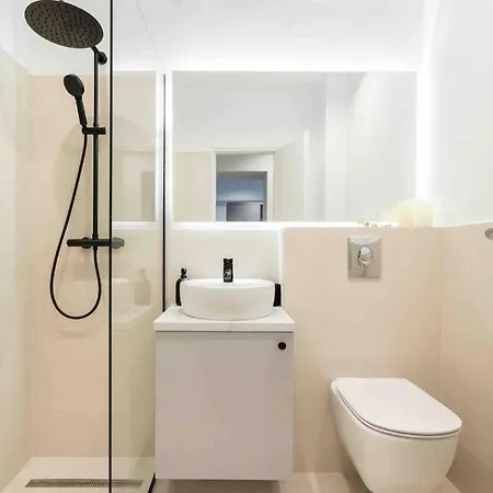 公寓 Sunny 2br Flat - Location - 3 Balconies *