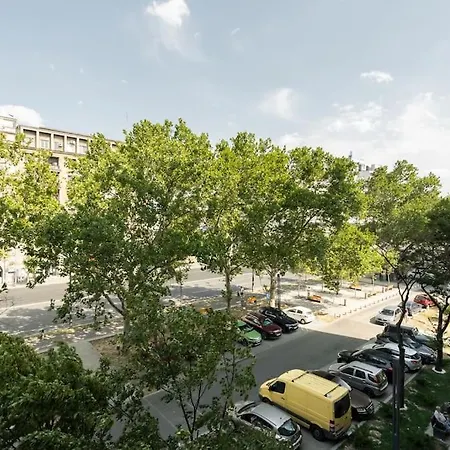 Sunny 2br Flat - Location - 3 Balconies * Bucharest