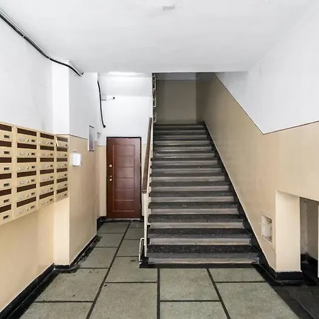 Sunny 2br Flat - Location - 3 Balconies Bukarest
