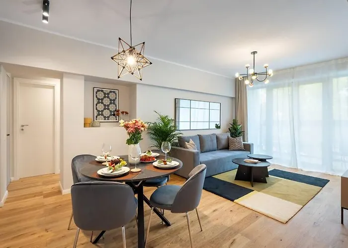 Sunny 2br Flat - Location - 3 Balconies Bucureşti