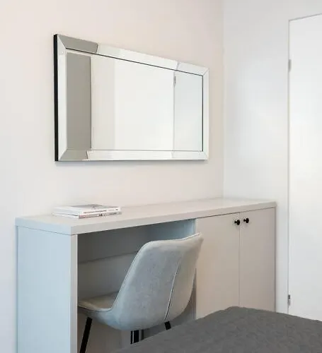 Sunny 2br Flat - Location - 3 Balconies 公寓 *