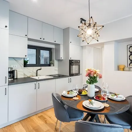 Apartamento Sunny 2br Flat - Location - 3 Balconies