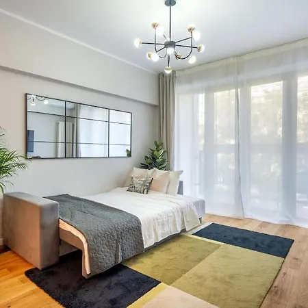 Διαμέρισμα Sunny 2br Flat - Location - 3 Balconies *