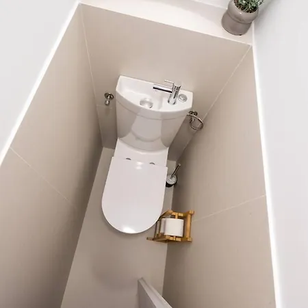 Sunny 2br Flat - Location - 3 Balconies Διαμέρισμα Βουκουρέστι